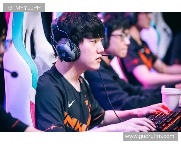 职业联赛特别报道：V5逆袭之路的辉煌与挑战全景解析