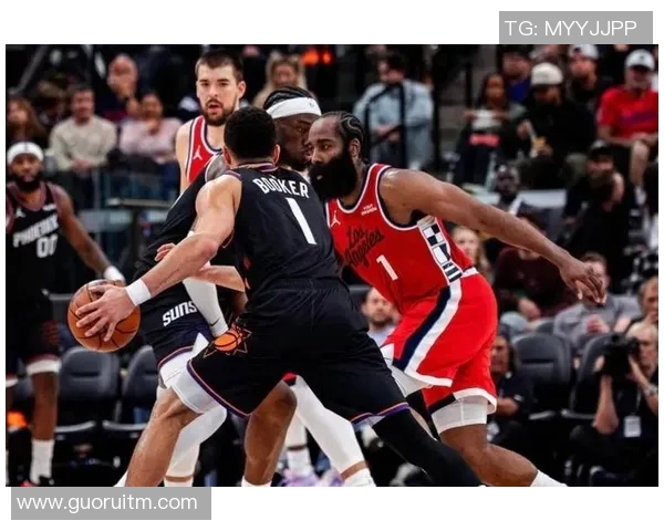 快船遭遇新赛季四连败，太阳双杀！上半场三分14投仅1中